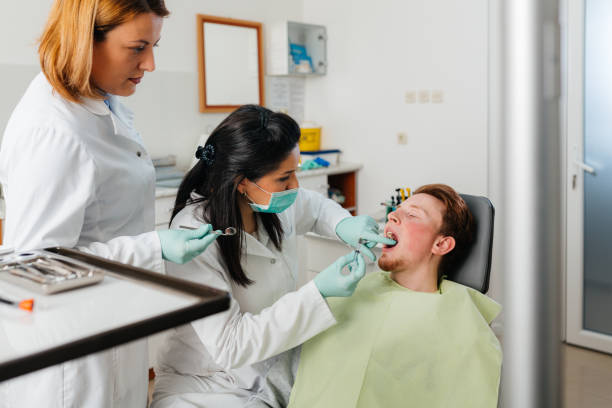 Best Emergency Treatment for Toothache in Wayland, MI